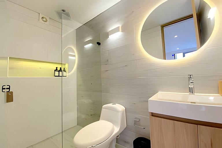 "New , Elegante y Central" MovistarArena